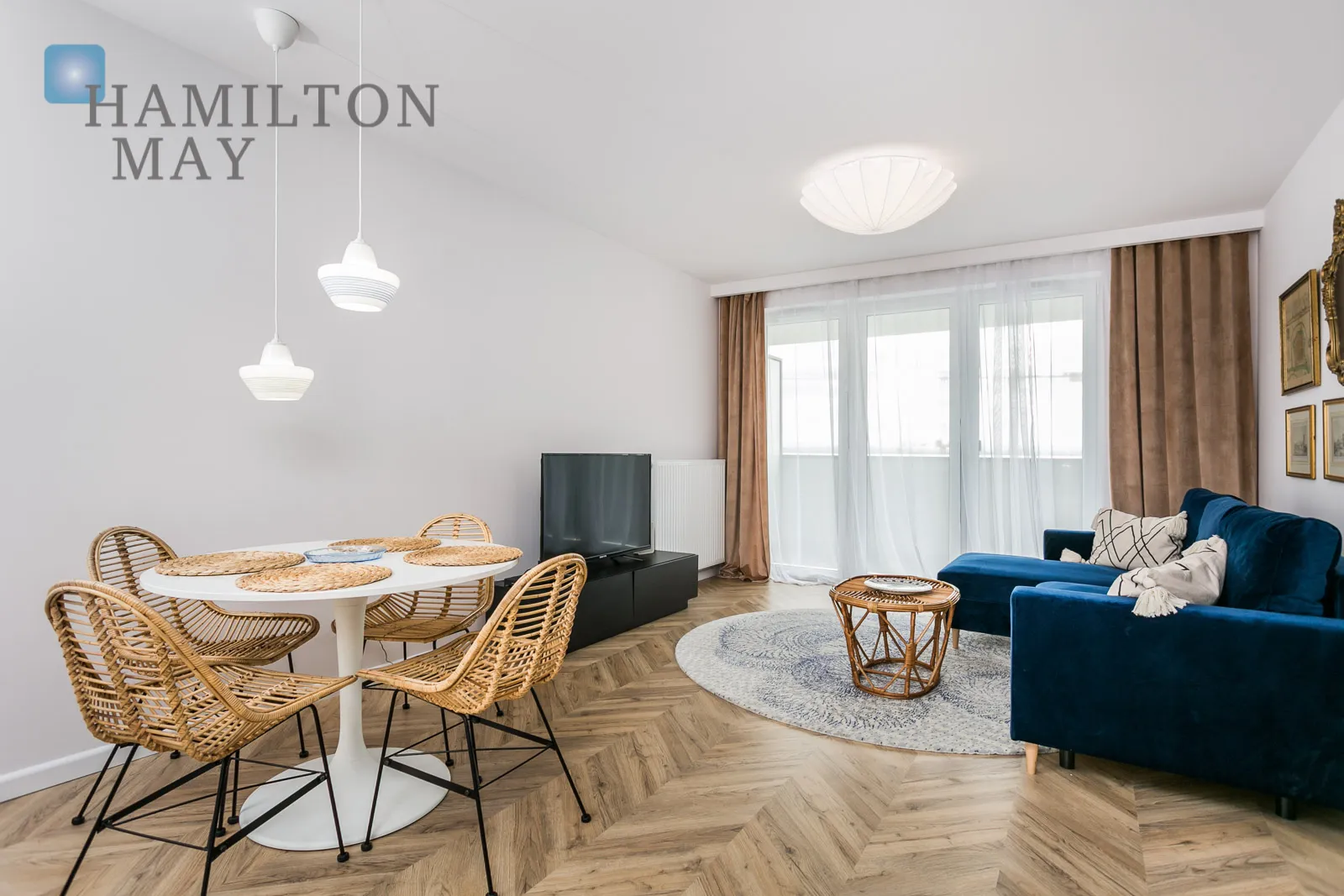 Comfortable top-floor apartment in Krakow - slider