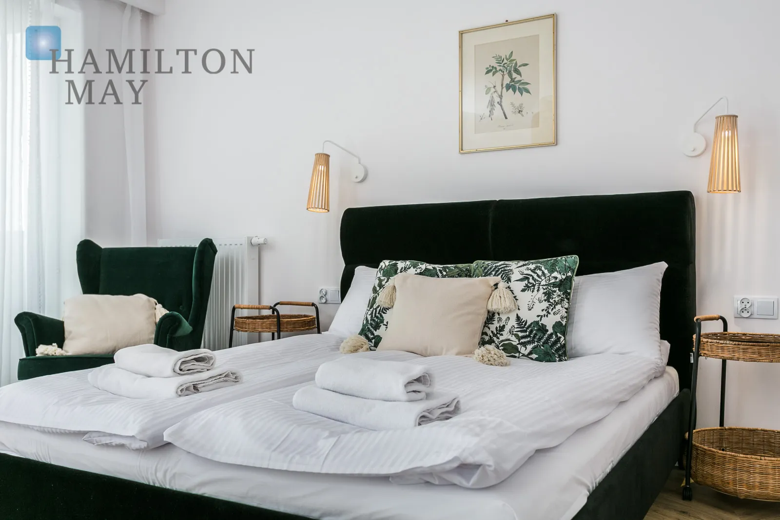 Comfortable top-floor apartment in Krakow - slider