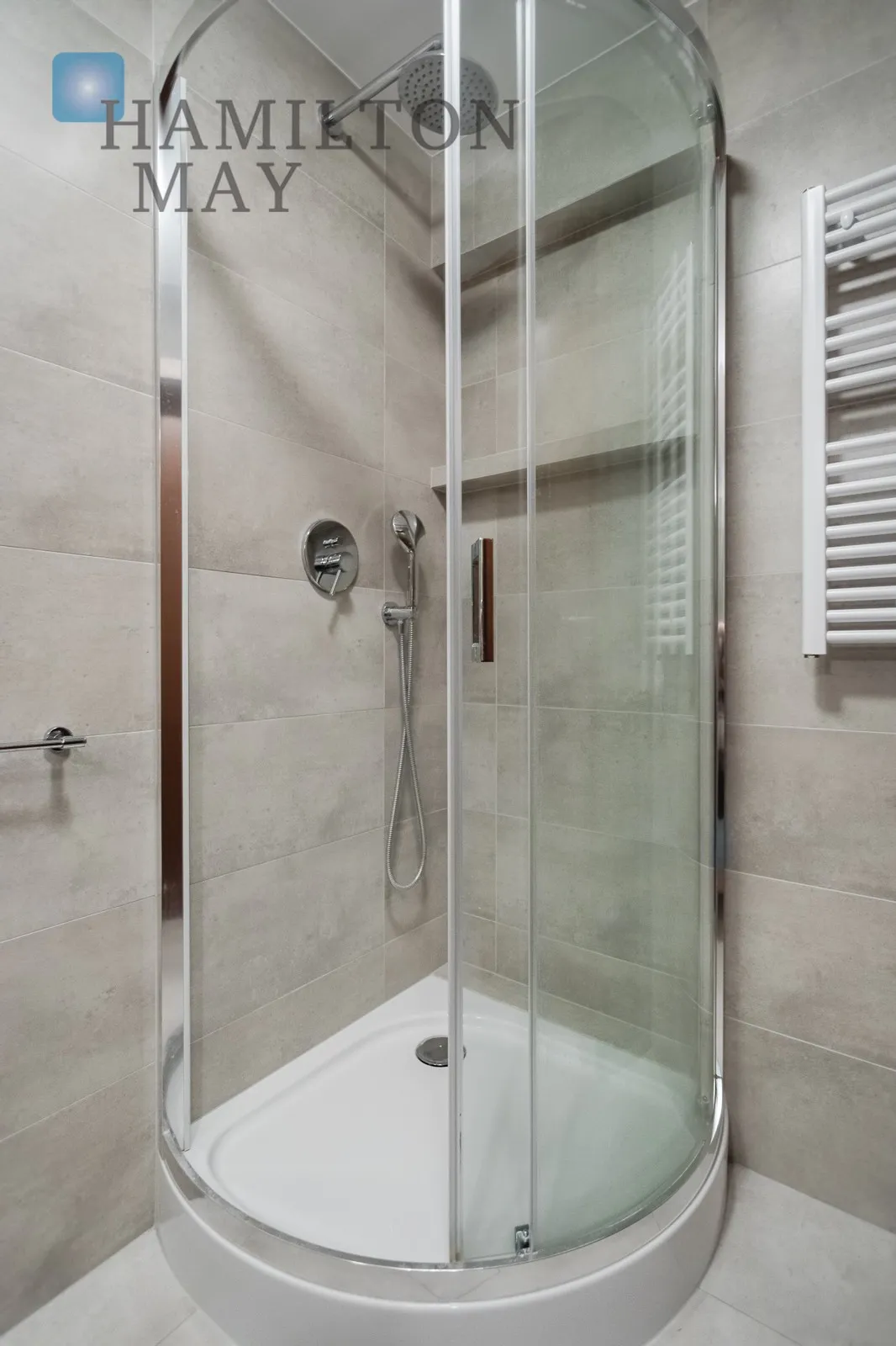 Price: 10000 PLN Bedrooms: 3 Bathrooms: 3 Plot size: 541m2 Price/m2: 43 PLN