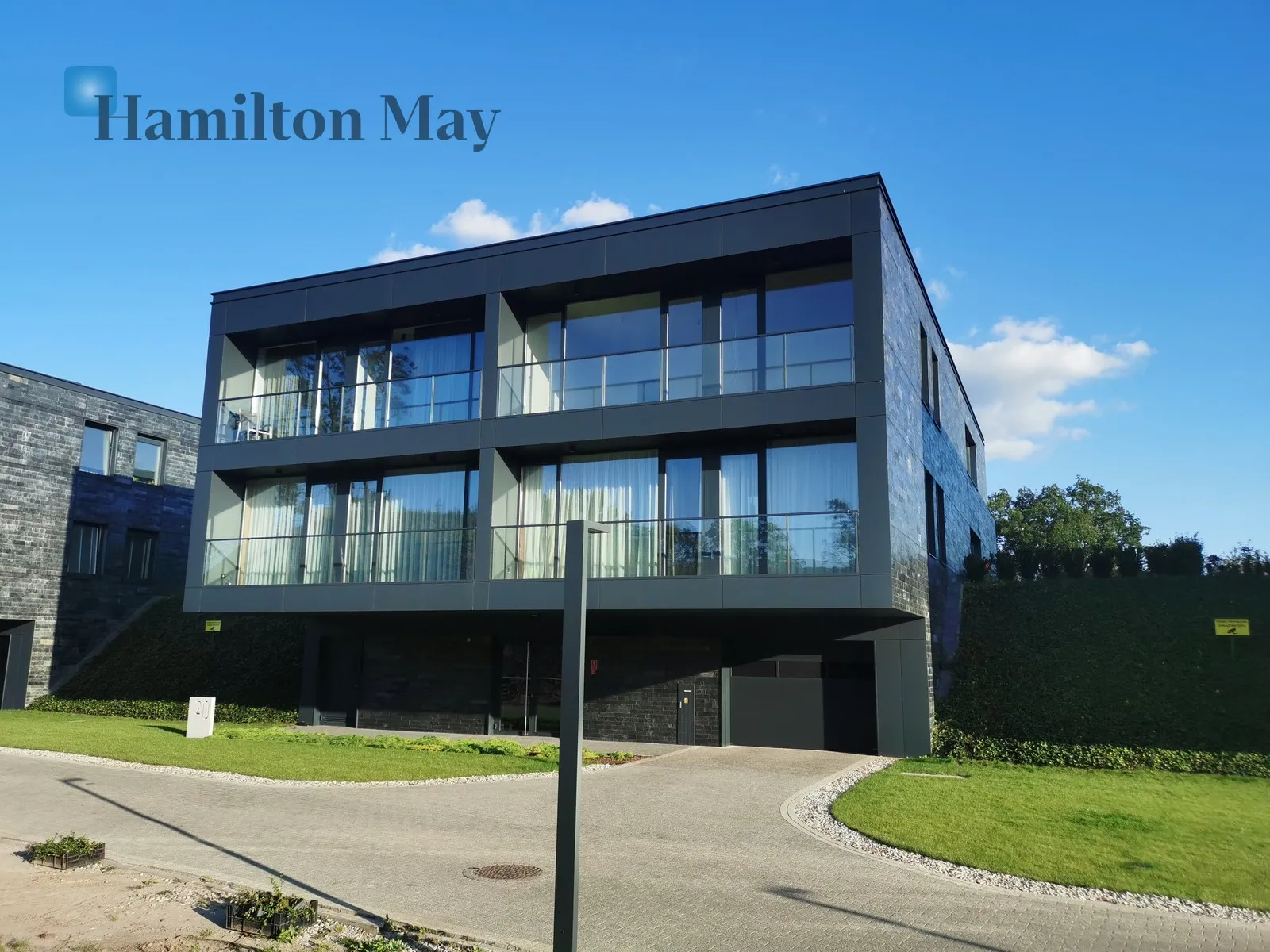 City: Warszawa Street: Fort Piłsudskiego Region: Fort Piłsudskiego, Warszawa Distance to centre: 5 km - slider