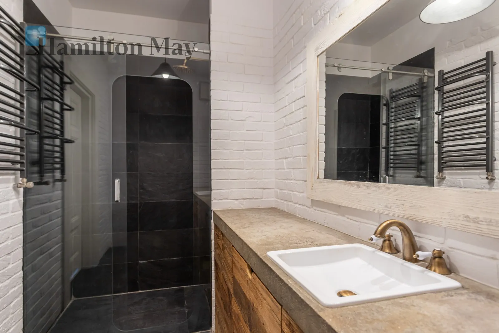 Subregion: Wilanów Wysoki Distance to centre: 9.24 km Level: 4 Price: 8200 PLN Bedrooms: 2 Bathrooms: 1 Size: 80m2 - slider