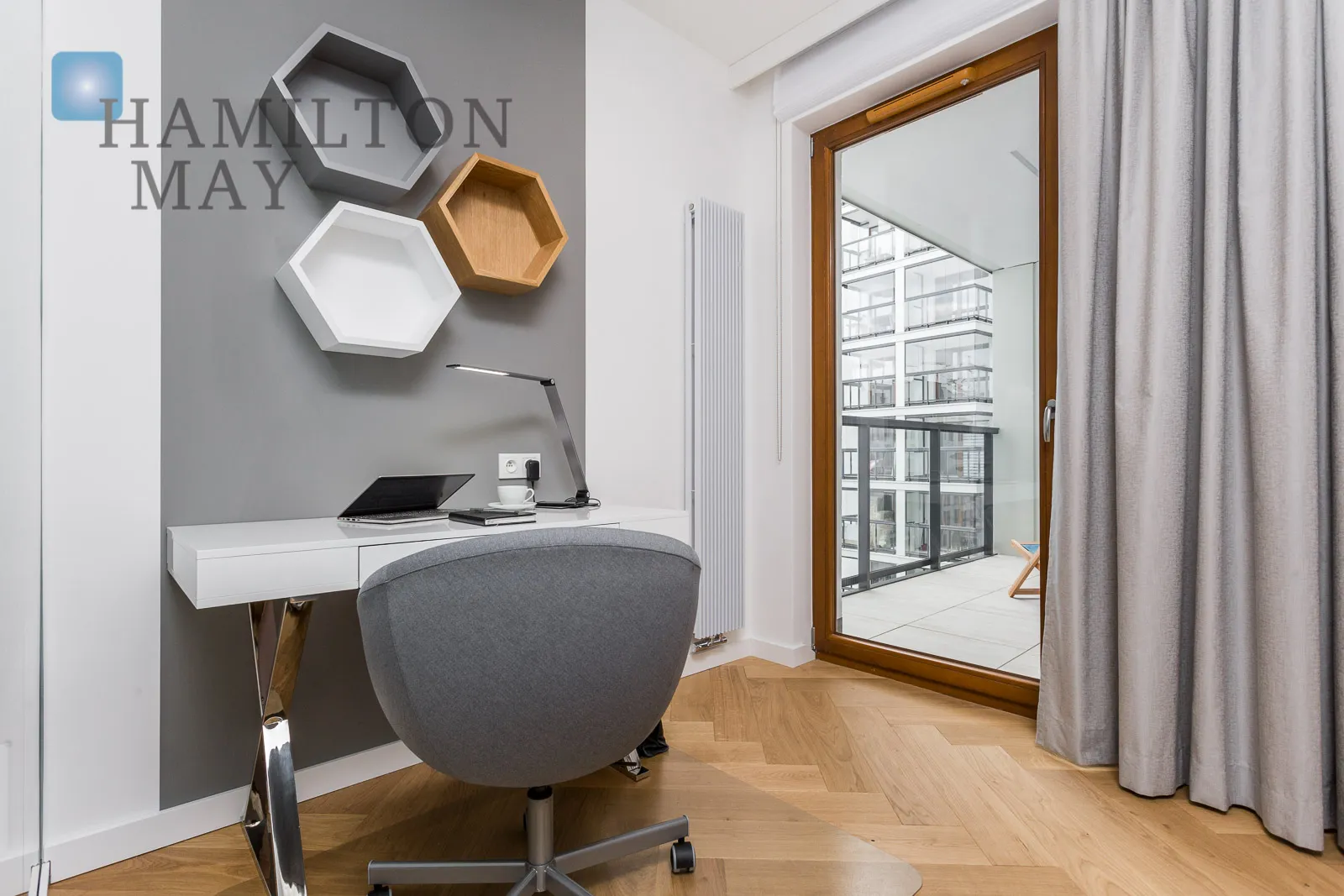 Two-room apartment in the Grzybowska 85 development - slider