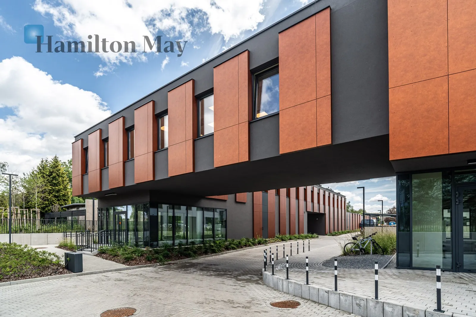 Street: Strzelców Region: Prądnik Czerwony Distance to centre: 4.85 km Price: 1914725 PLN Bedrooms: null - slider