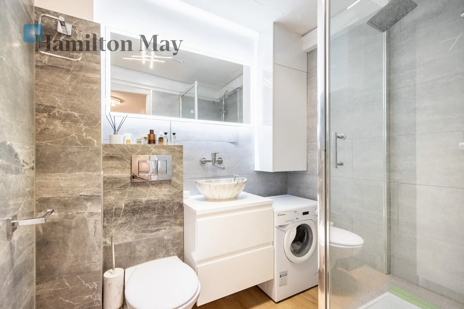 Region: Krowodrza Level: 6 Price: 3300 PLN Bedrooms: 1 Bathrooms: 1 - slider