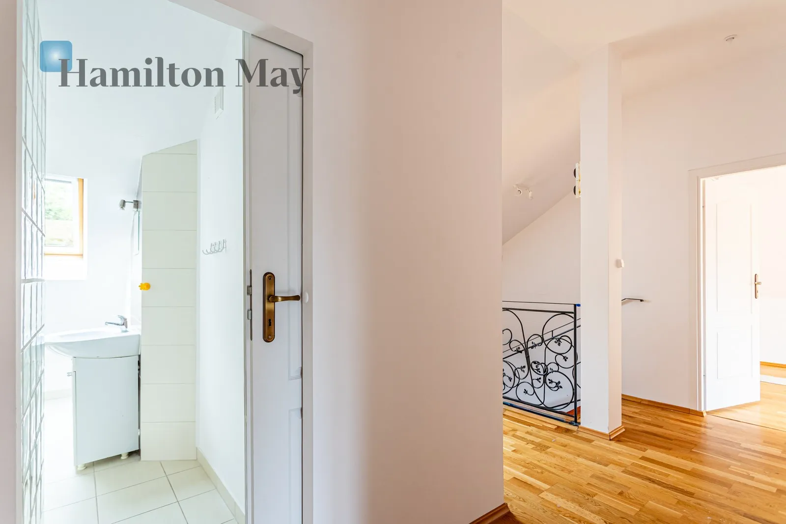 Dom wolnostojący 330 m² | Wilanów Niski | 5 sypialni | pompa ciepła | fotowoltaika - slider