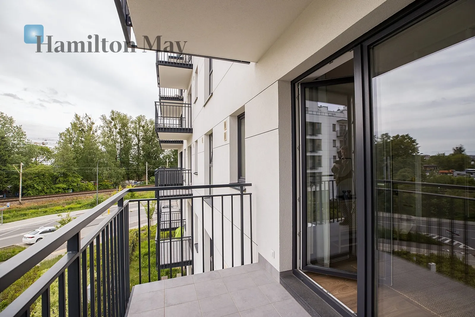 Subregion: Raków Distance to centre: 5.73 km Level: 6 Price: 741180 PLN Bedrooms: 1 Bathrooms: 1 - slider