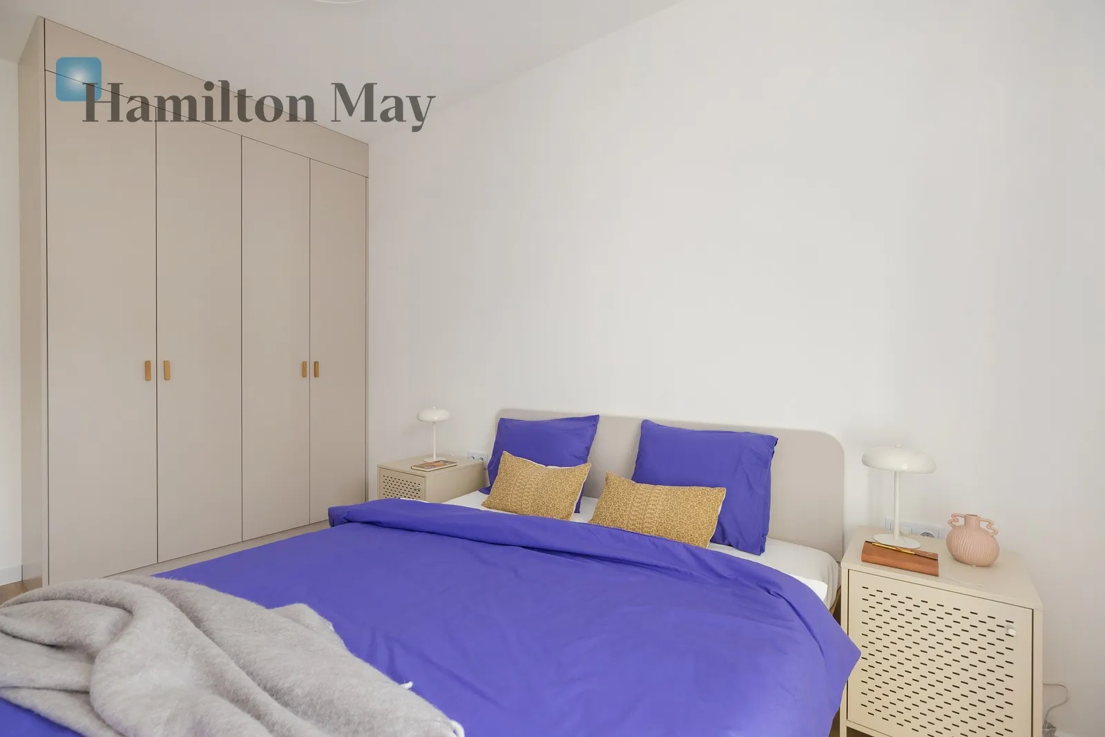 Region: Włochy Subregion: Raków Distance to centre: 5.73 km Level: 6 Price: 861506.37 PLN Bedrooms: 1 Bathrooms: 1 Size: 37.1m2 - slider