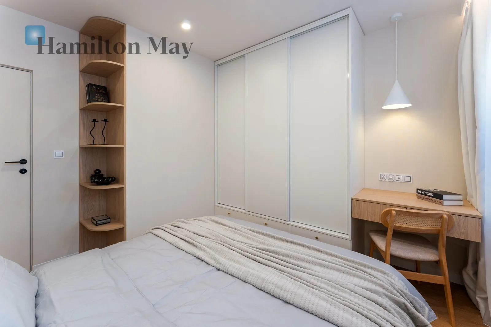 A finished apartment with a kitchenette for sale on Kijowska Avenue - slider