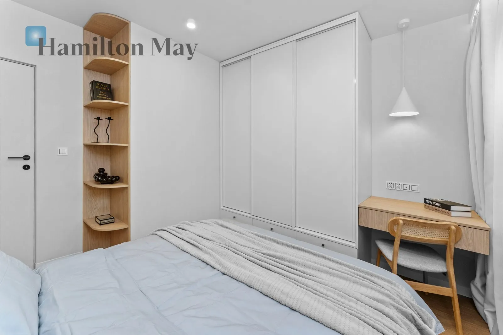 A finished apartment with a kitchenette for sale on Kijowska Avenue - slider