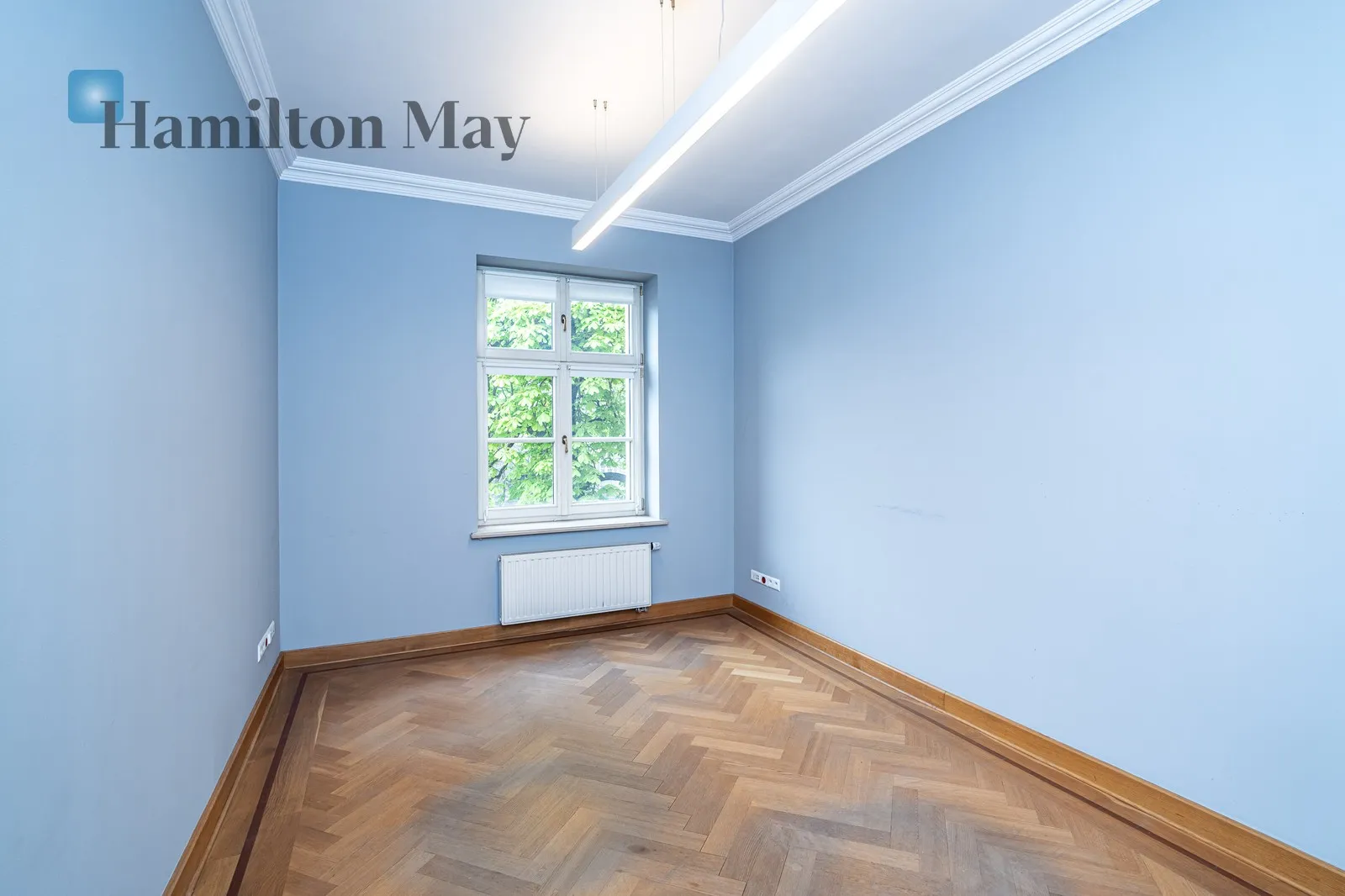 Office premises with an area of 65 m2 in Pałacyk pod Orłem at ul. Krupnicza

 - slider