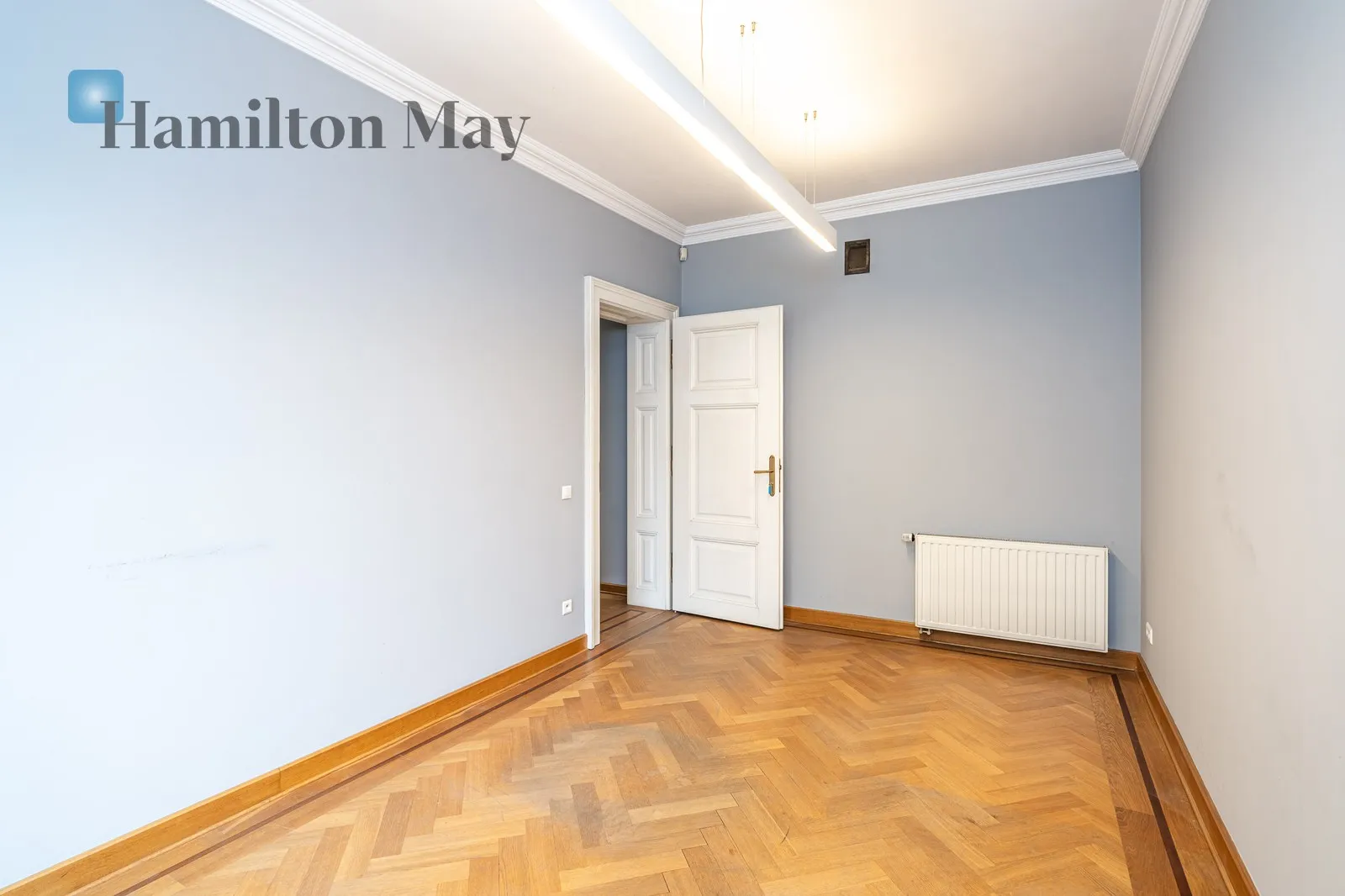 Office premises with an area of 65 m2 in Pałacyk pod Orłem at ul. Krupnicza

 - slider