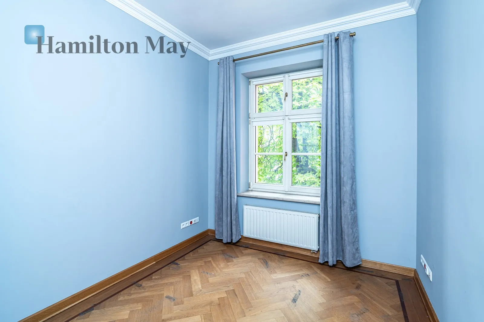 Office premises with an area of 65 m2 in Pałacyk pod Orłem at ul. Krupnicza

 - slider