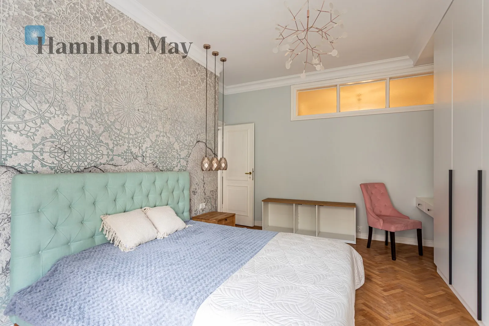 Distance to centre: 1.74 km Level: 1 Price: 8900 PLN Bedrooms: 3 Bathrooms: 2 Size: 94m2 Price/m2: 95 PLN - slider