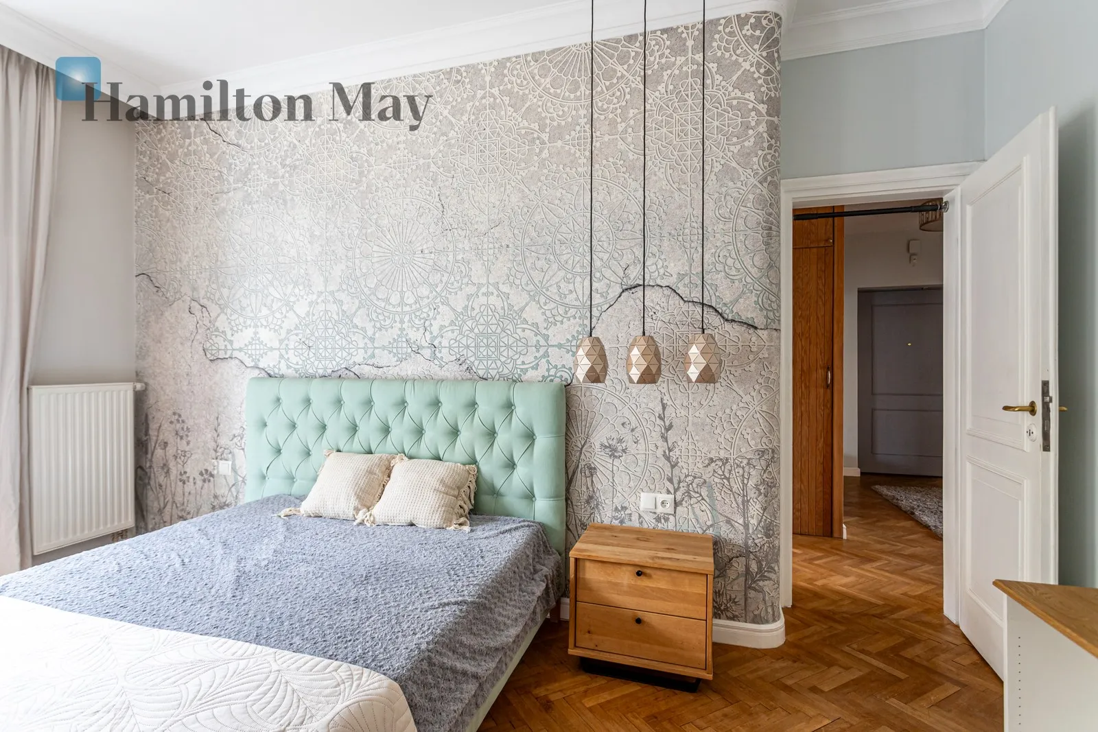 City: Warszawa Street: Rozbrat Region: Śródmieście Subregion: Solec Distance to centre: 1.74 km Level: 1 - slider