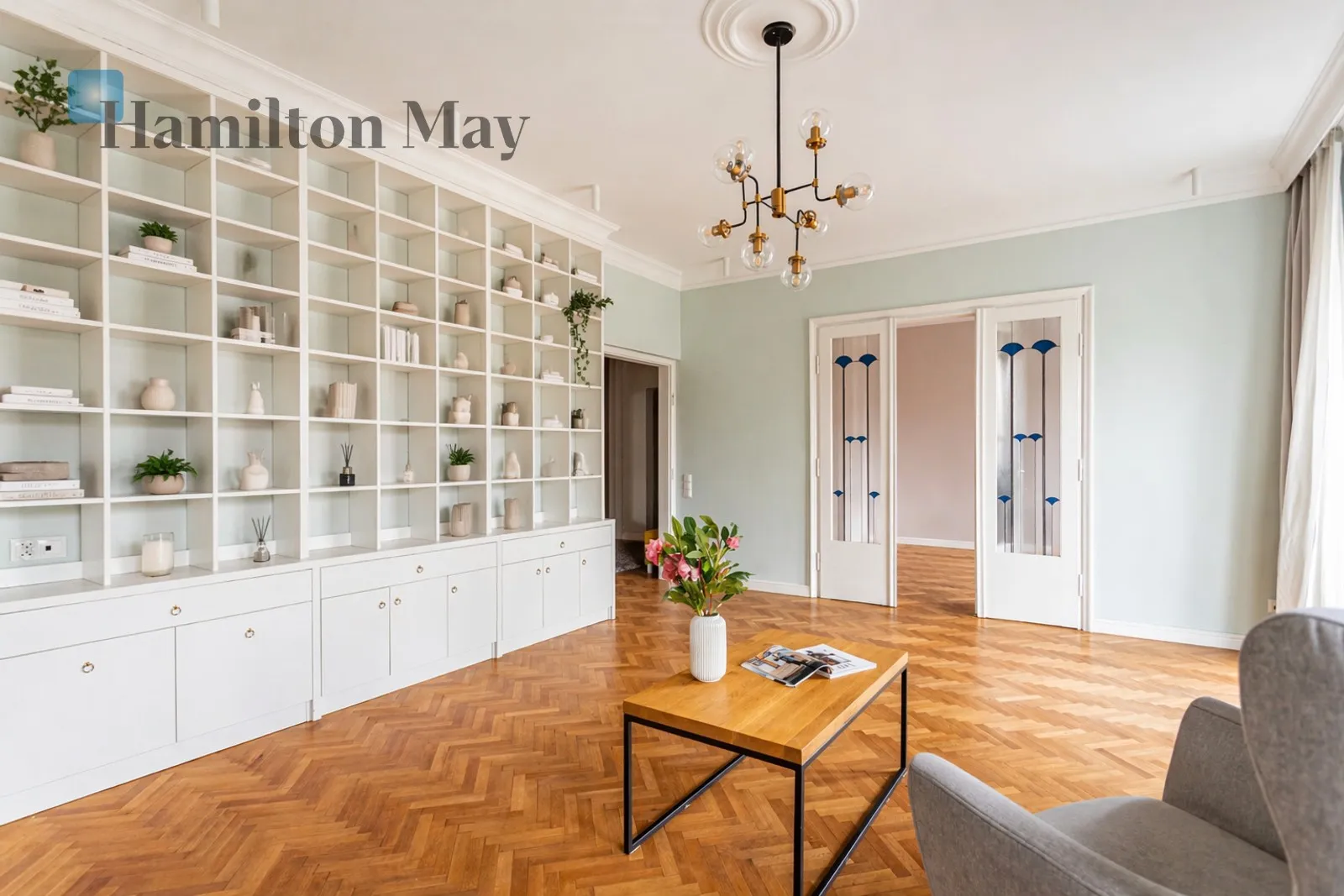 Przestronne mieszkanie na Powiślu z garażem przy parku - slider