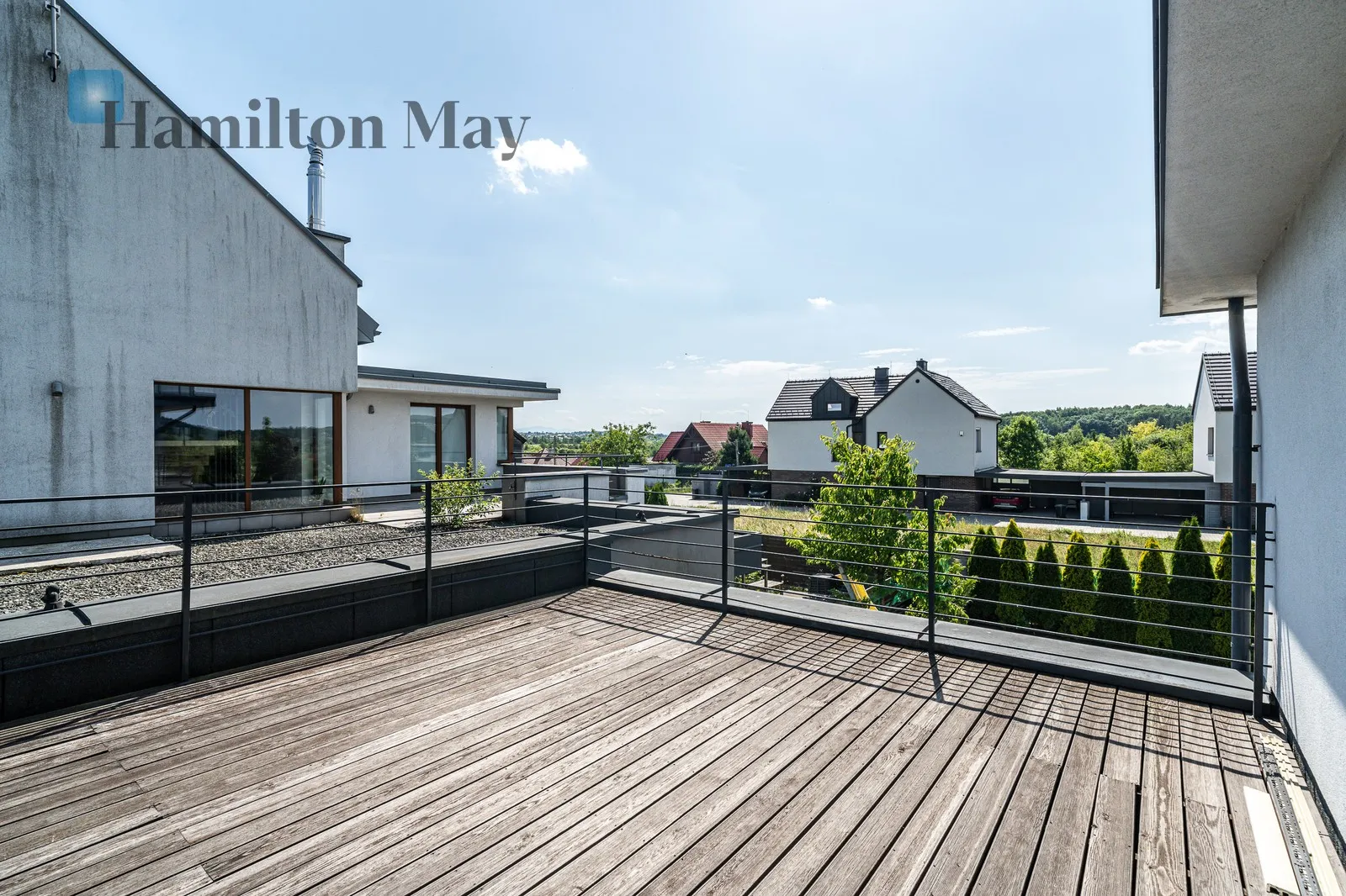 Nowoczesny, przestronny dom o powierzchni 284 m² przy Zakrzówku - slider