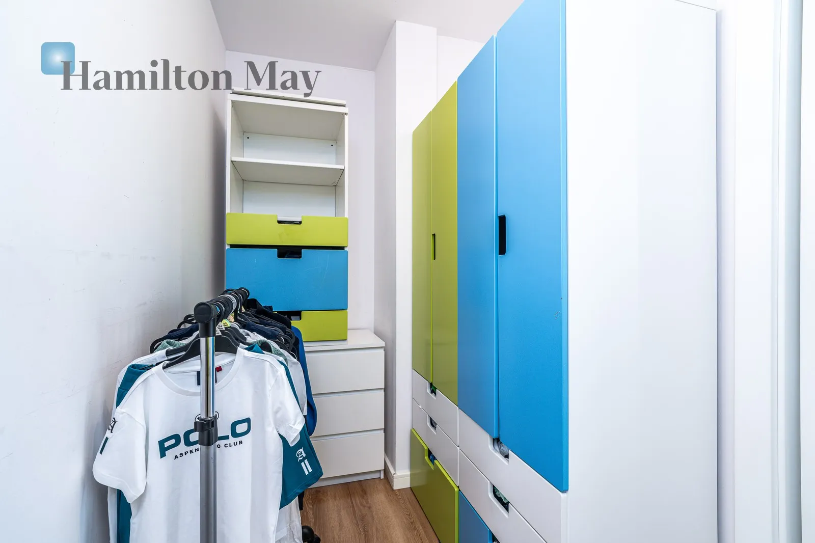 Distance to centre: 4.44 km Price: 3700000 PLN - slider