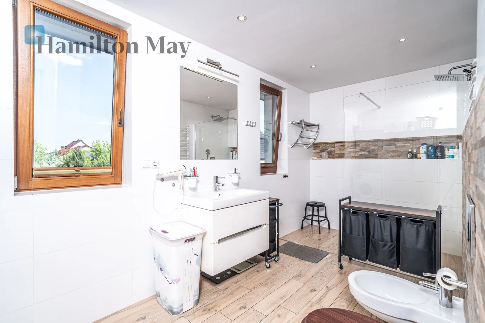 City: Kraków Street: Gabriela Słońskiego - slider