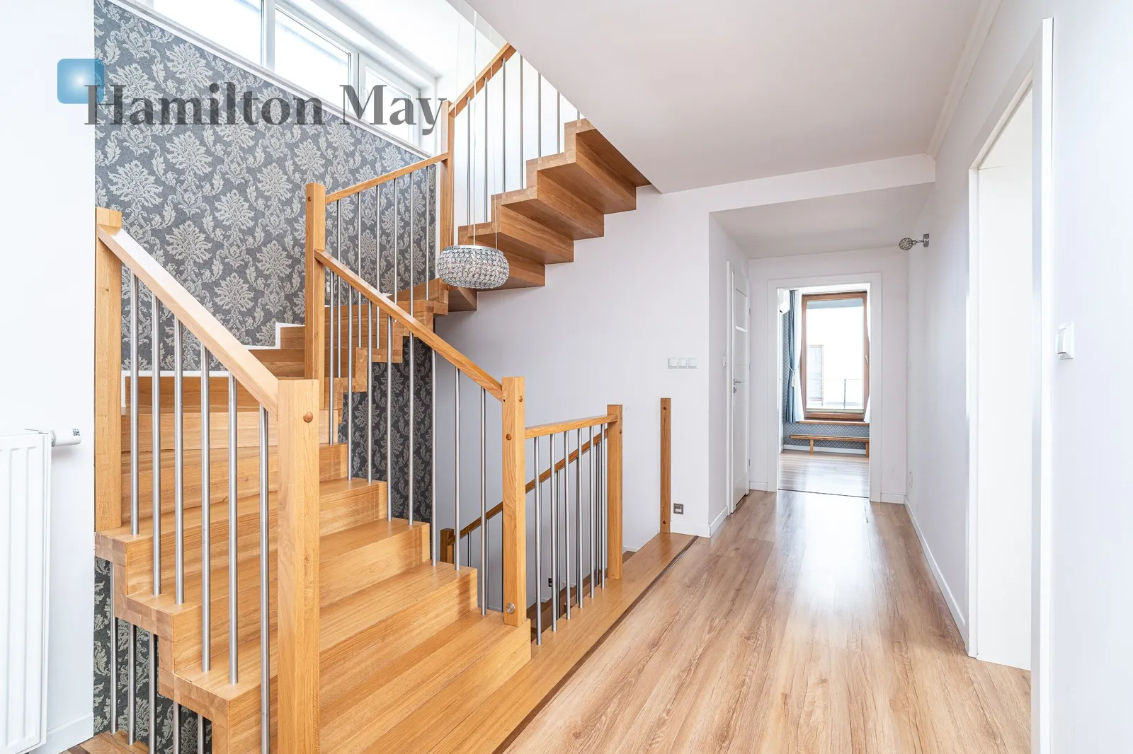 Bedrooms: 7 Bathrooms: 3 - slider