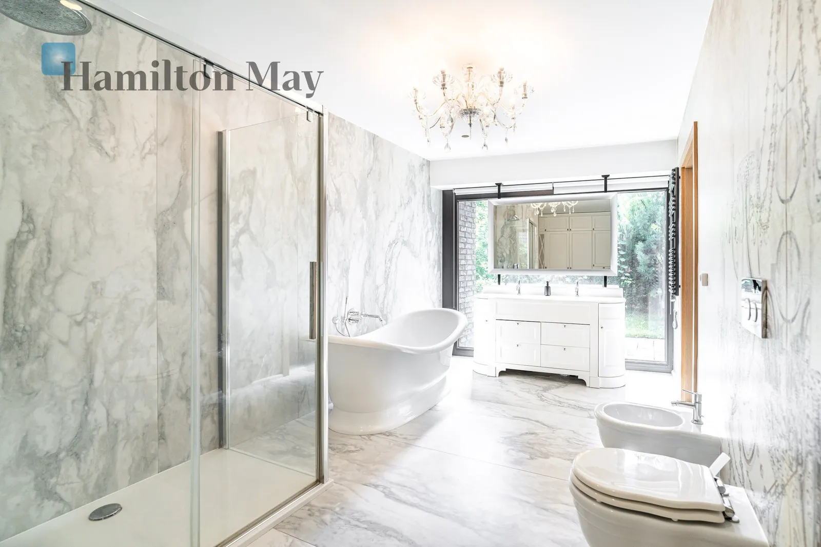 Bedrooms: 4 - slider