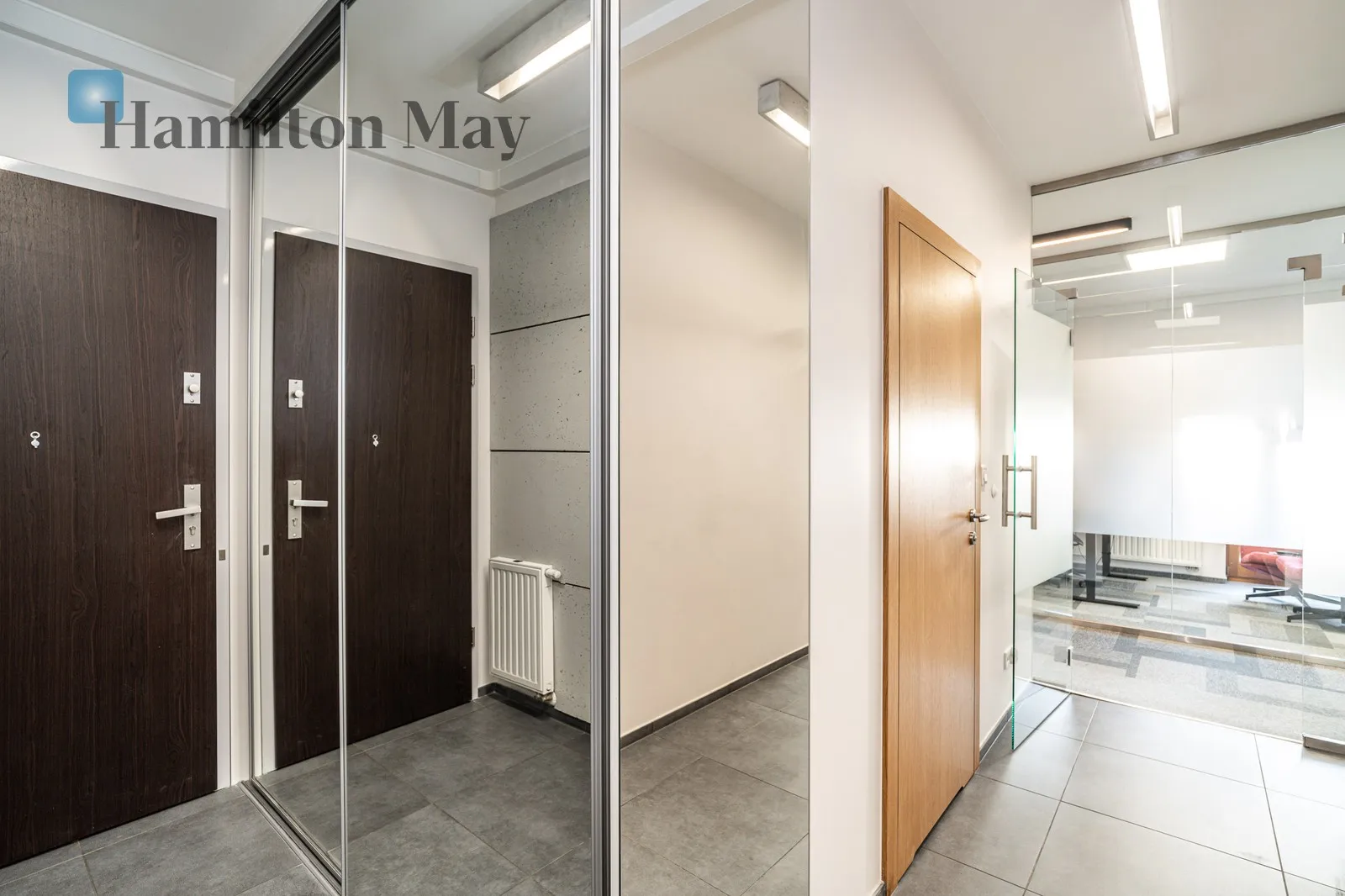 Nowoczesne i eleganckie biuro 130 m2 w prestiżowej lokalizacji Krakowa- Osiedle Oficerskie  - slider