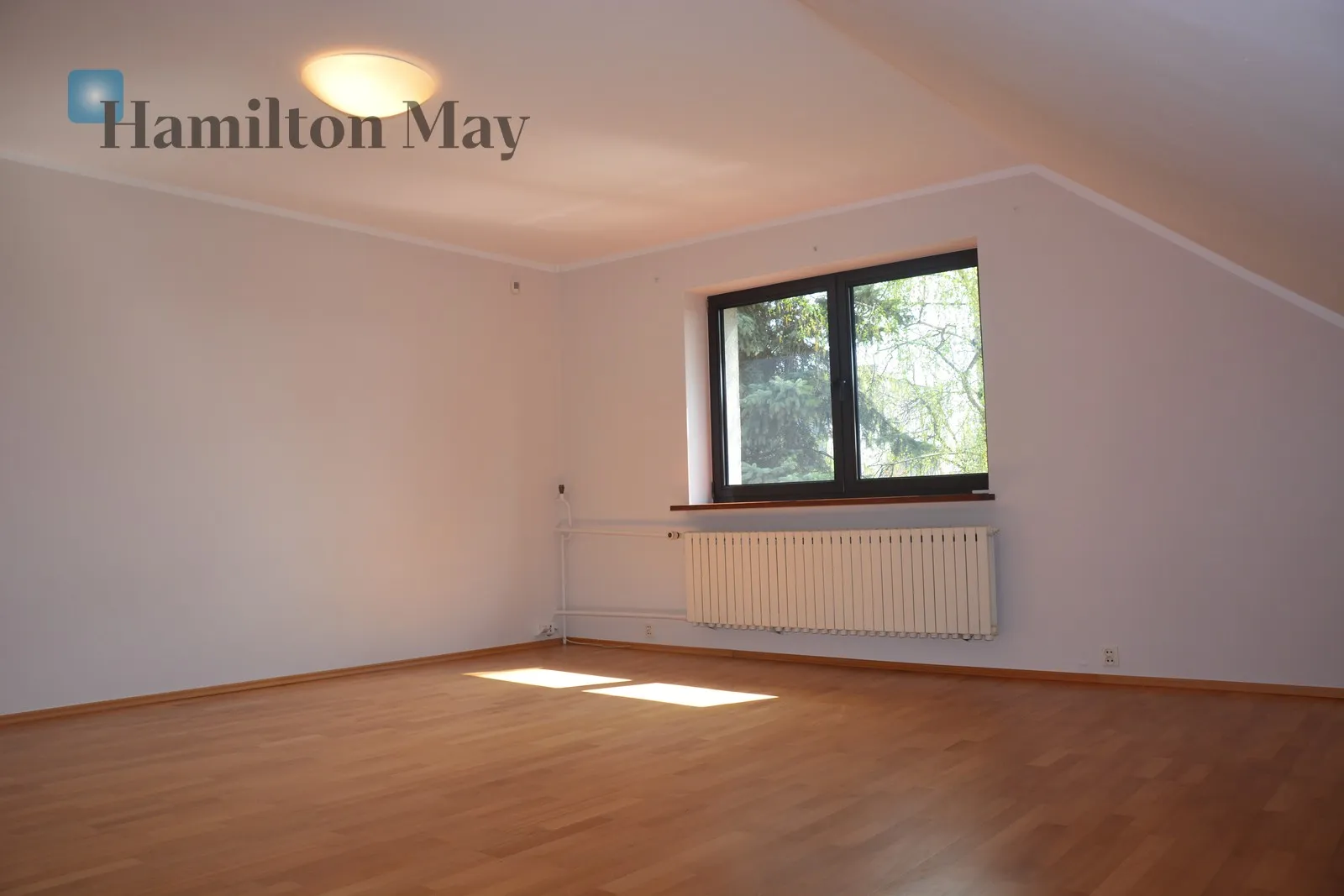 Bedrooms: null Bathrooms: null Plot size: nullm2 - slider