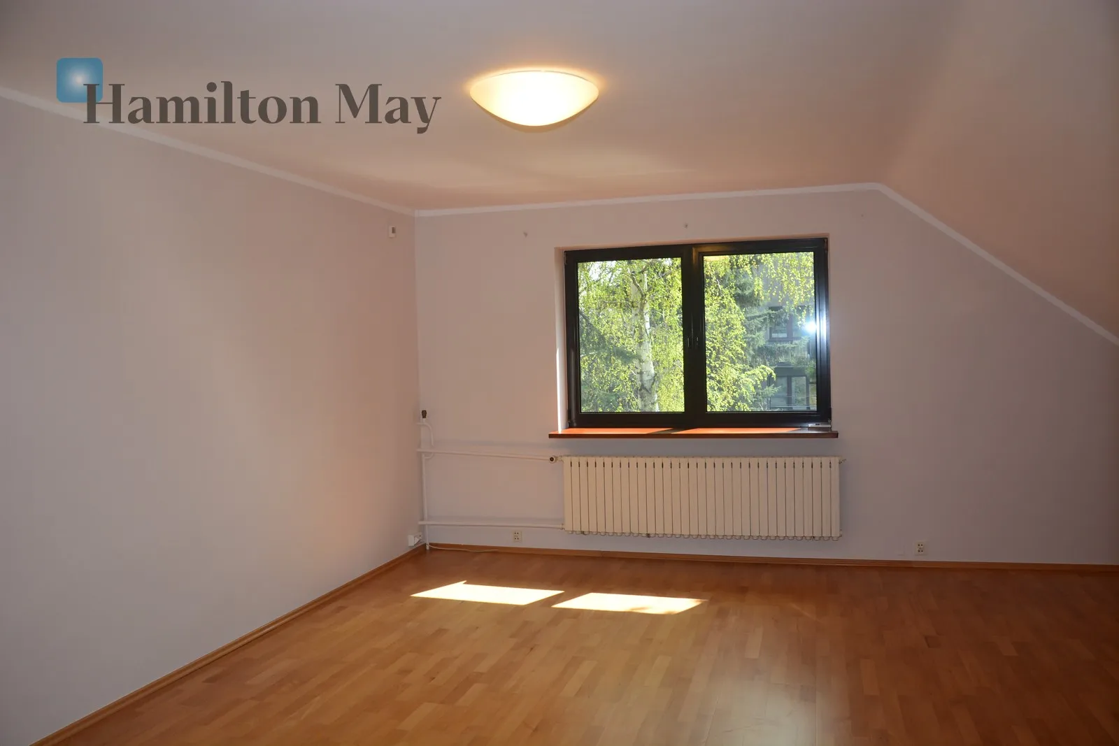 Region: Podgórze Distance to centre: 4.54 km - slider