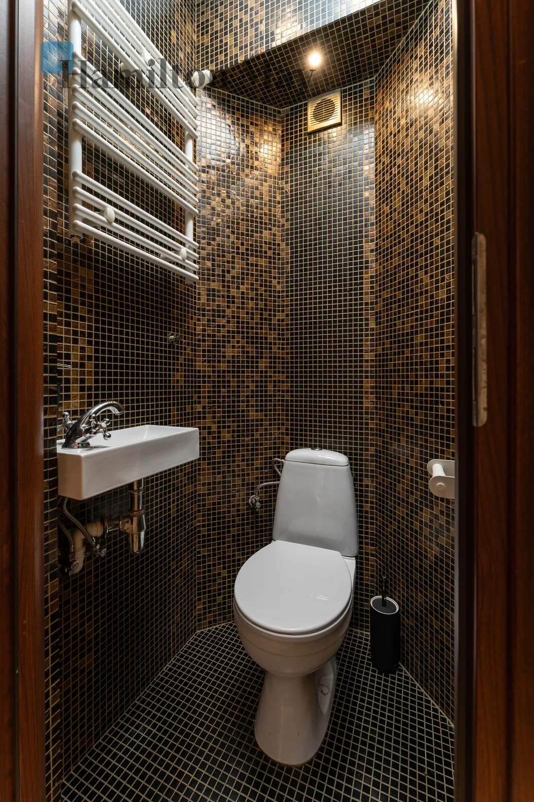 Region: Stare Miasto Distance to centre: 0.81 km Price: 4500 PLN Bedrooms: null Bathrooms: null Plot size: nullm2 Layout: null Price/m2: 75 PLN - slider