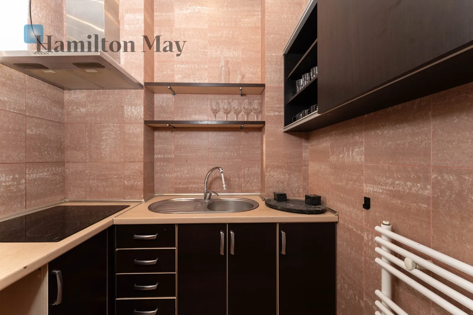 Street: Wenecja Region: Stare Miasto Distance to centre: 0.81 km Price: 4500 PLN Bedrooms: null Bathrooms: null Plot size: nullm2 Layout: null Price/m2: 75 PLN - slider