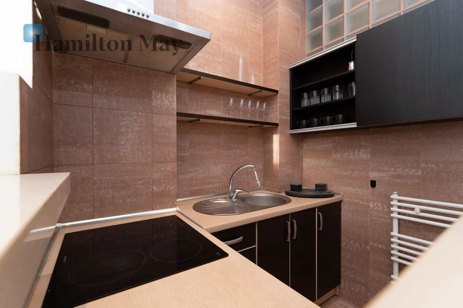 Region: Stare Miasto Distance to centre: 0.81 km Price: 4500 PLN Bedrooms: null Bathrooms: null Plot size: nullm2 - slider