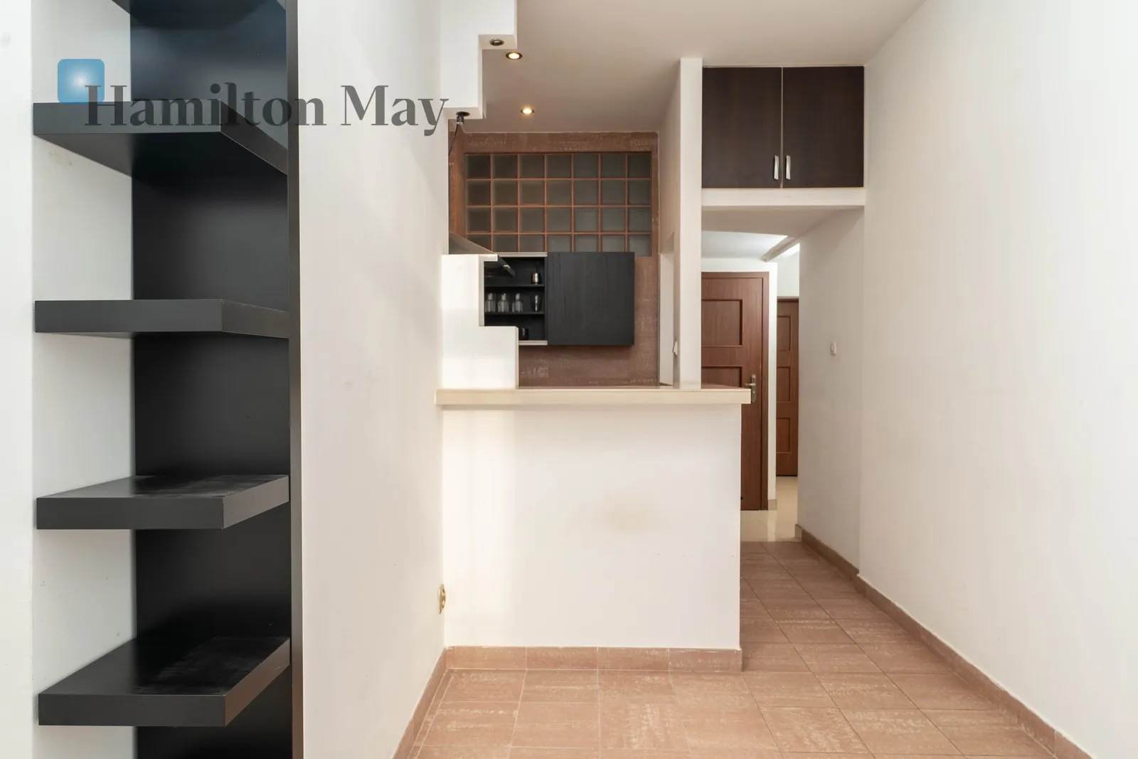 Distance to centre: 0.81 km Price: 4500 PLN Bedrooms: null Bathrooms: null Plot size: nullm2 Layout: null - slider