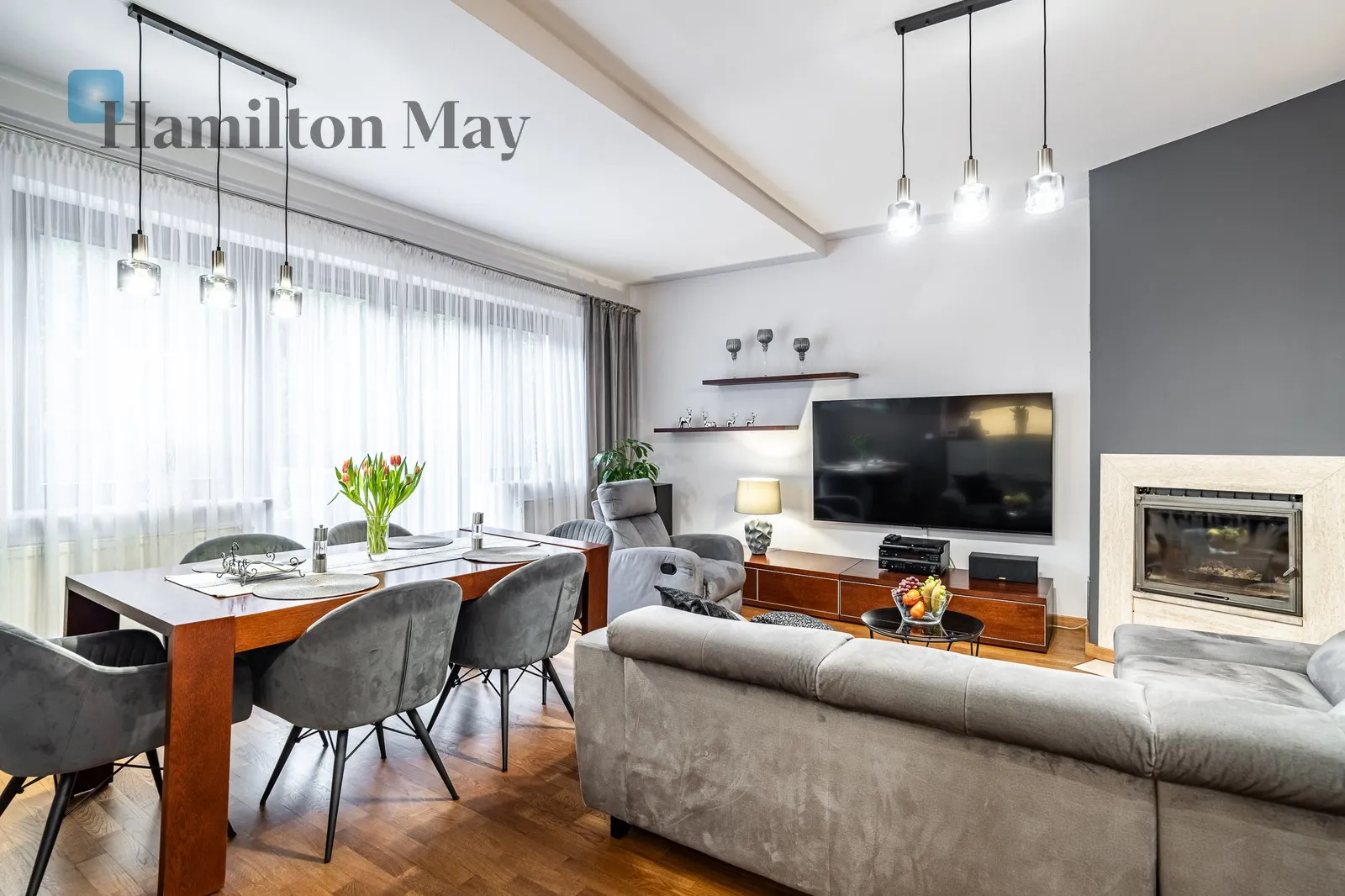 Price: 1790000 PLN Bedrooms: 4 Bathrooms: 2 - slider