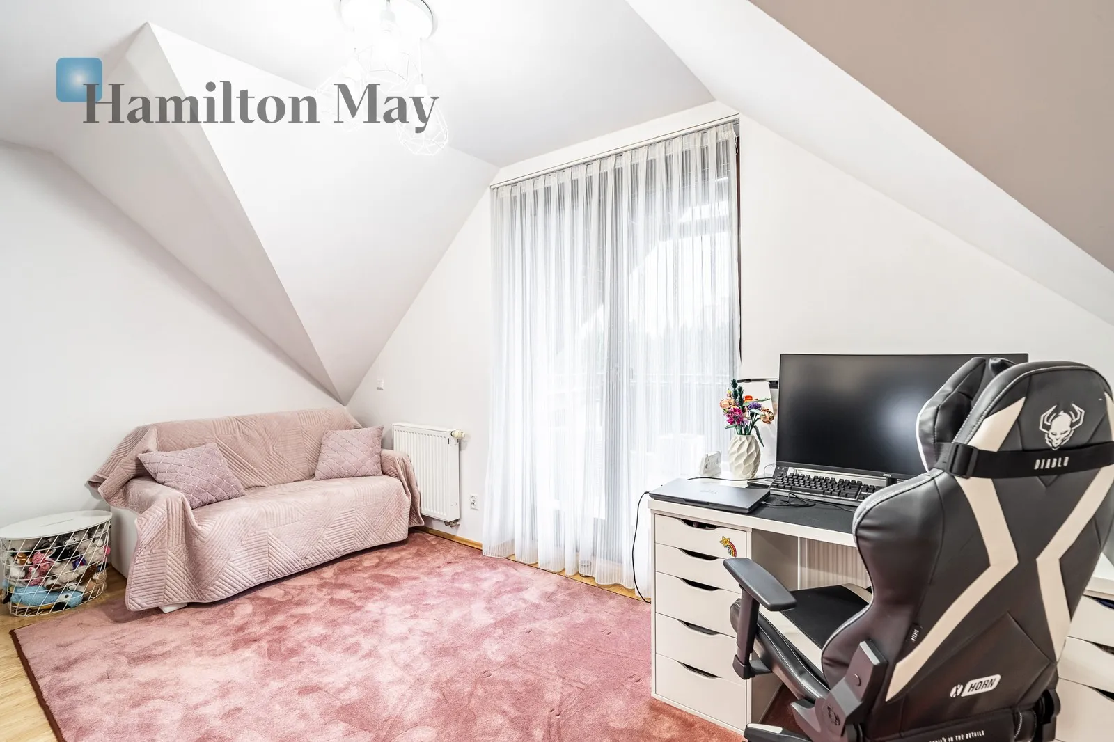 City: Modlnica Street: Czterech Pór Roku Region: Modlnica Distance to centre: 8.37 km Price: 1790000 PLN - slider