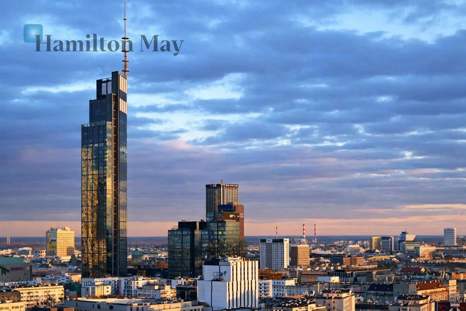 Piękne mieszkanie z dwiema sypialniami w centrum Warszawy - slider