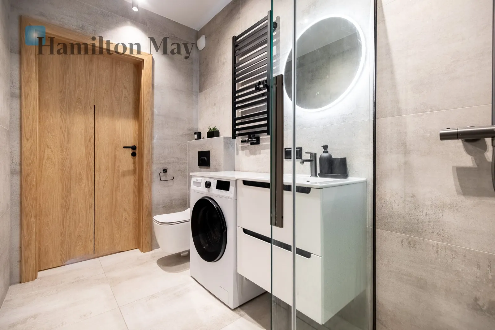 Level: 4 Price: 2850 PLN Bedrooms: 1 Bathrooms: 1 Size: 38m2 Price/m2: 75 PLN - slider