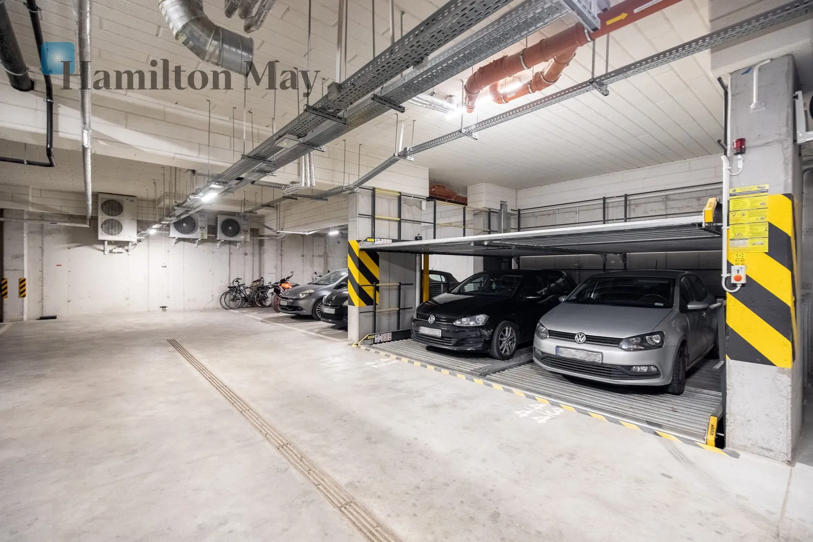 Price: 2850 PLN Bedrooms: 1 Bathrooms: 1 Size: 38m2 Price/m2: 75 PLN - slider