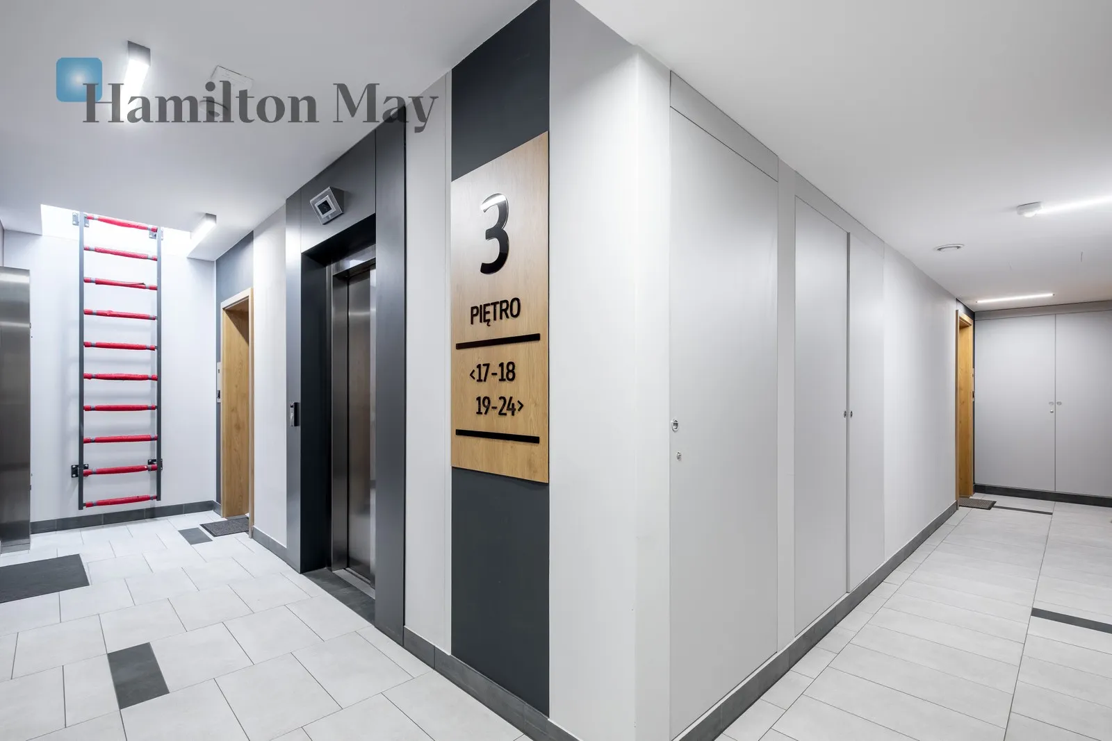 City: Kraków Street: Aleksandra Fredry Region: Łagiewniki-Borek Fałęcki Subregion: Łagiewniki - slider