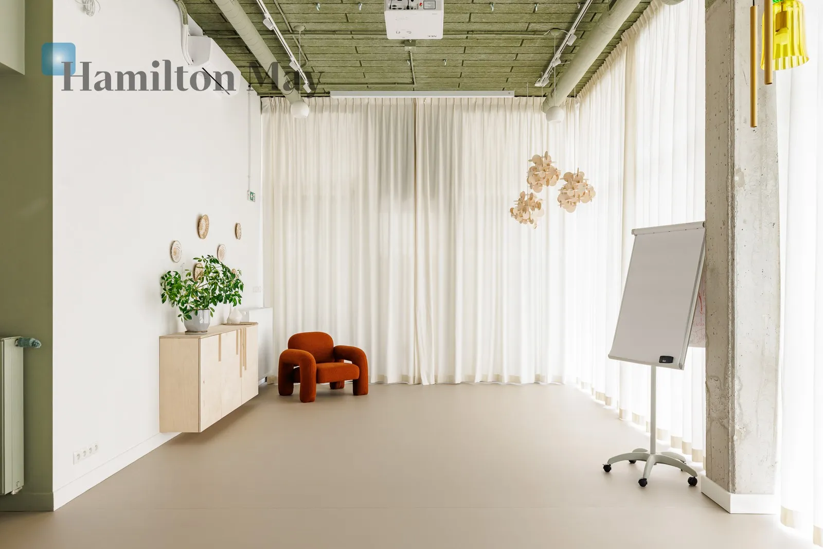 City: Warszawa Street: Domaniewska Region: Mokotów Subregion: Ksawerów Distance to centre: 5.09 km Price: 10000 PLN Bedrooms: null Bathrooms: null Plot size: nullm2 Layout: null - slider