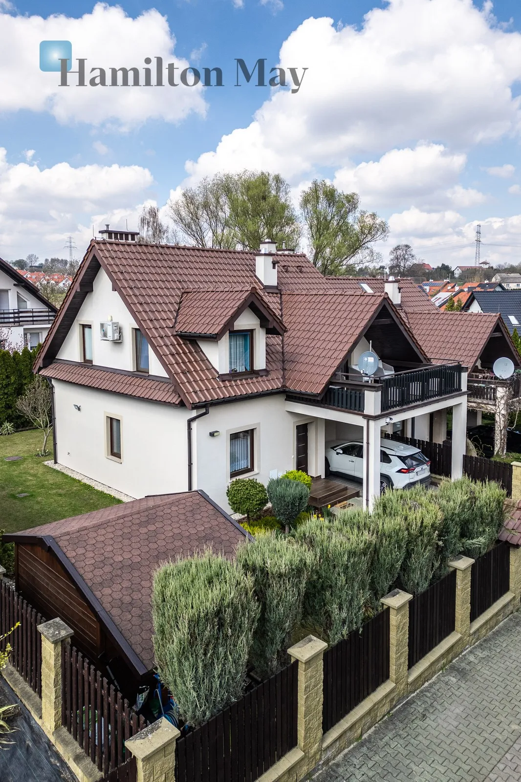 Comfortable, ready-to-move-in semi-detached house in a quiet area near Krakow - slider