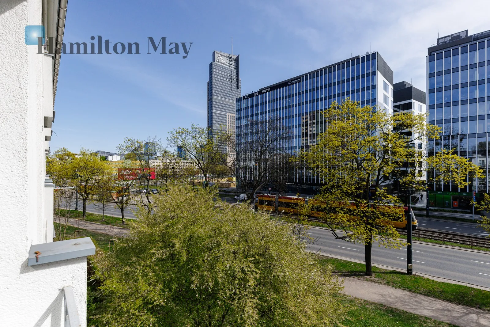 City: Warszawa Street: Okopowa Region: Wola Subregion: Czyste Distance to centre: 2.41 km Level: 2 Price: 3000 PLN - slider