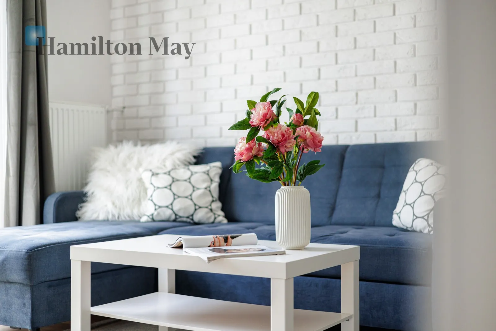 Region: Wola Subregion: Czyste Distance to centre: 2.41 km Level: 2 Price: 3000 PLN Bedrooms: 0 Bathrooms: 1 - slider