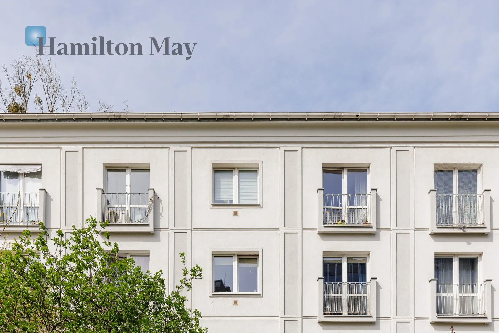 City: Warszawa Street: Okopowa Region: Wola Subregion: Czyste Distance to centre: 2.41 km Level: 2 - slider