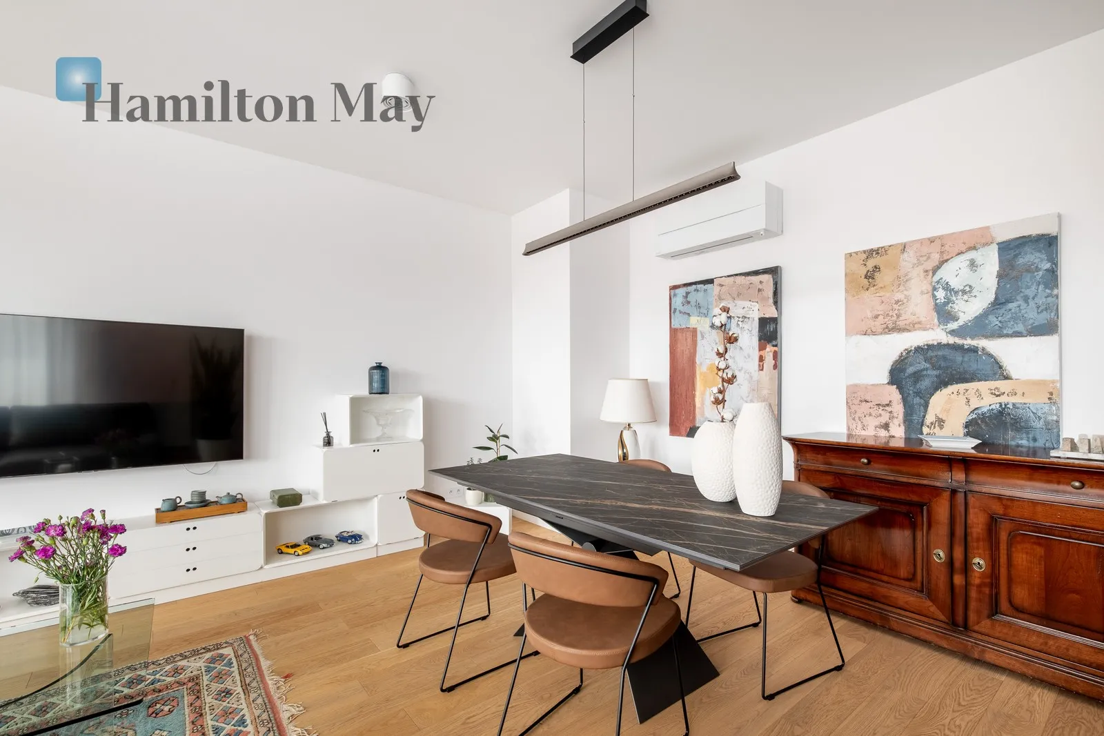 City: Kraków Street: Jerzego Samuela Bandtkiego Region: Bronowice Distance to centre: 3.23 km Level: 3 Price: 2680000 PLN Bedrooms: 3 Bathrooms: 2 - slider