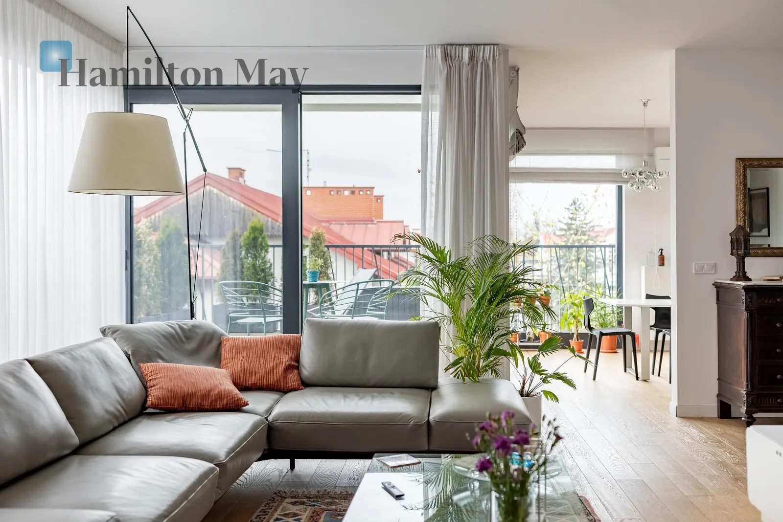 Level: 3 Price: 2680000 PLN Bedrooms: 3 Bathrooms: 2 Size: 120m2 Price/m2: 22333 PLN - slider