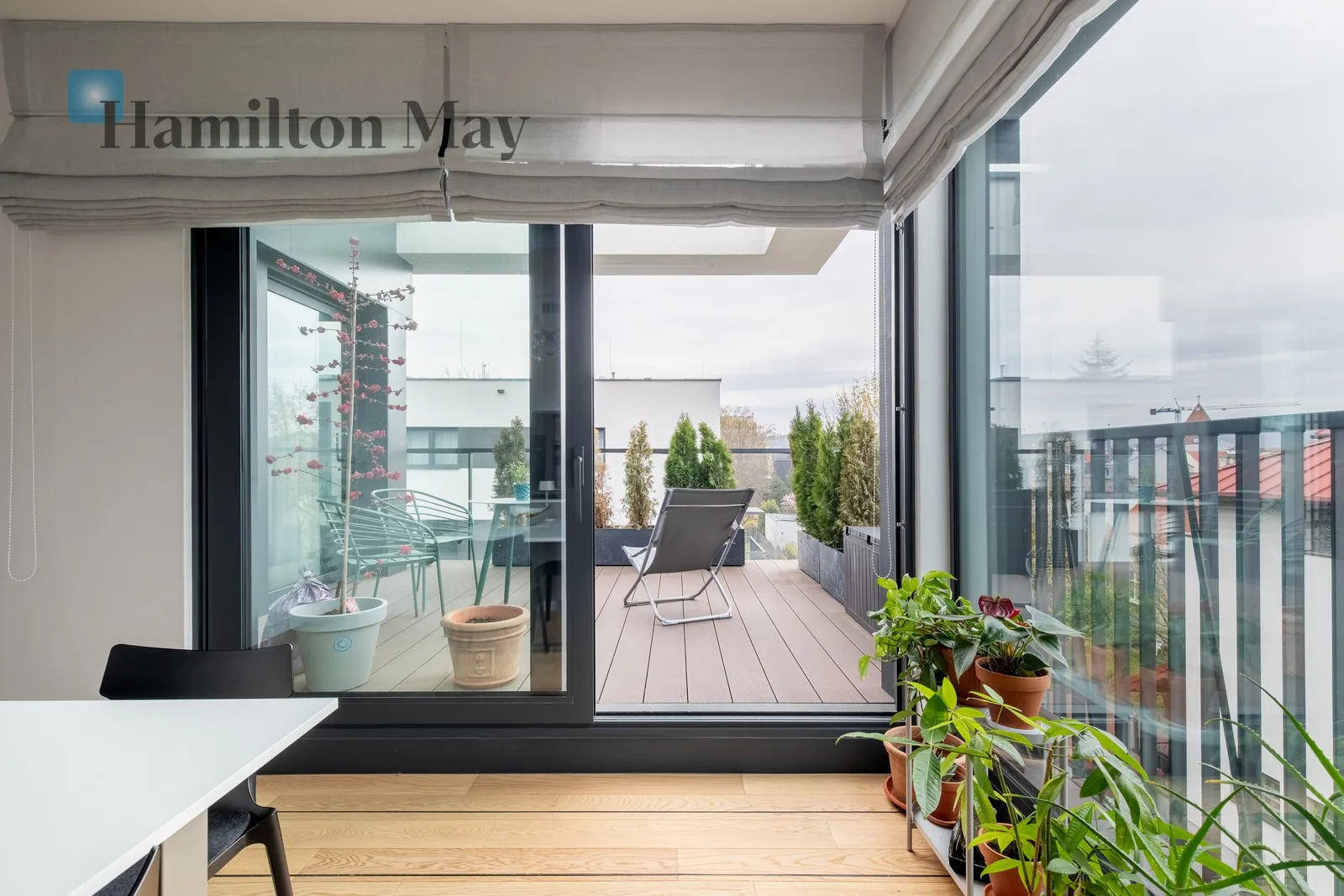 City: Kraków Street: Jerzego Samuela Bandtkiego Region: Bronowice Distance to centre: 3.23 km - slider