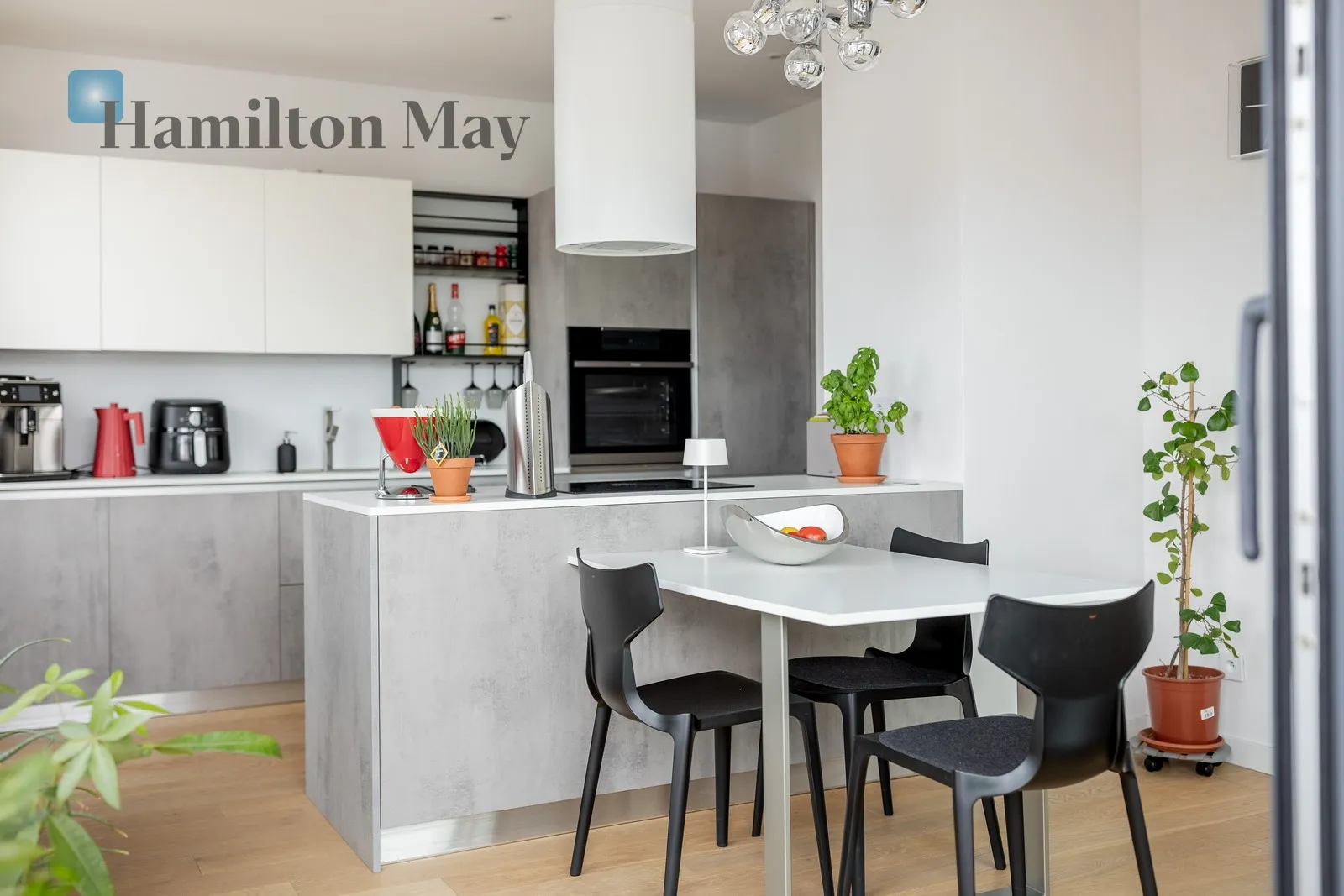 Region: Bronowice Distance to centre: 3.23 km Level: 3 Price: 2680000 PLN - slider