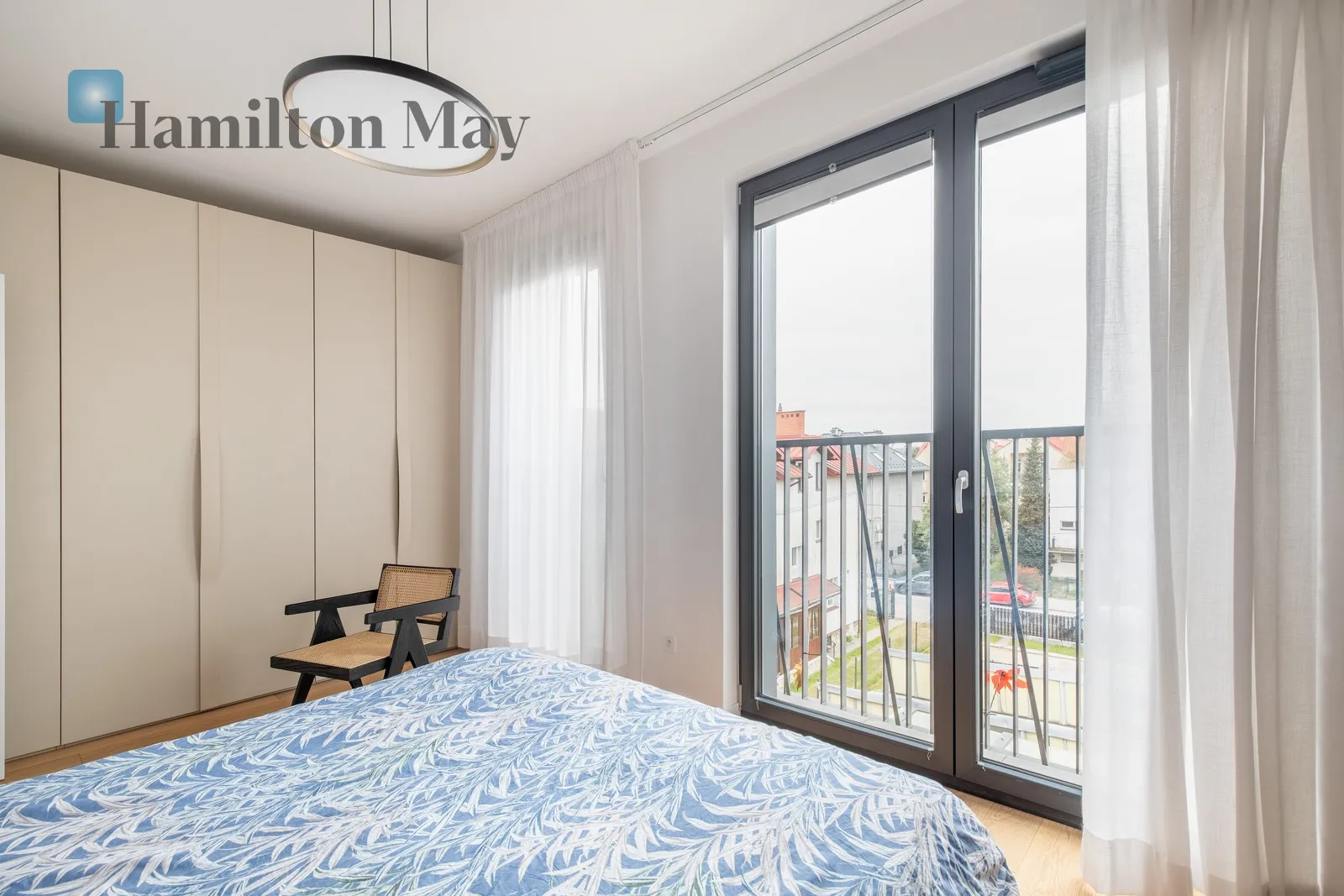 Price: 2680000 PLN Bedrooms: 3 Bathrooms: 2 - slider