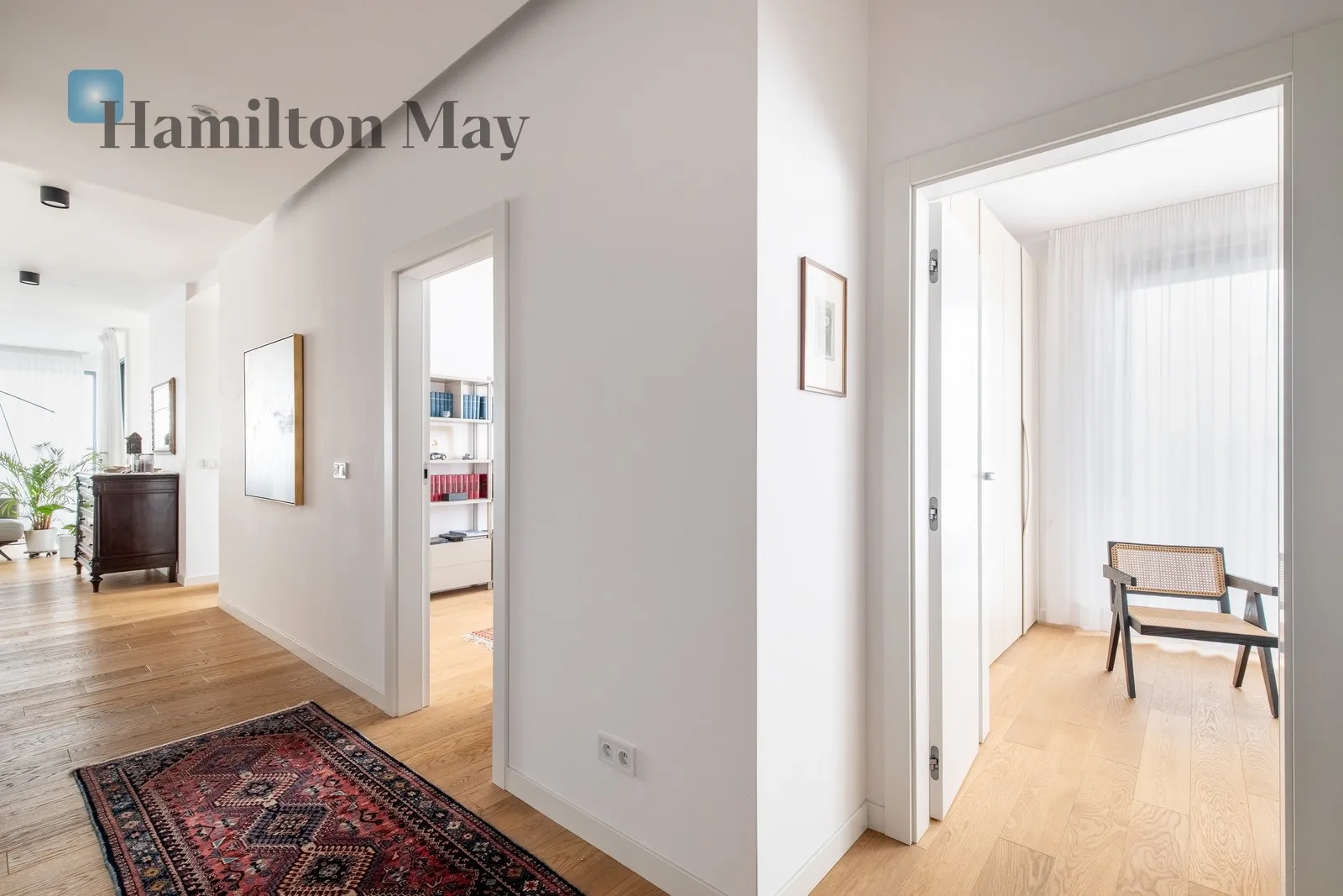 Bathrooms: 2 Size: 120m2 - slider