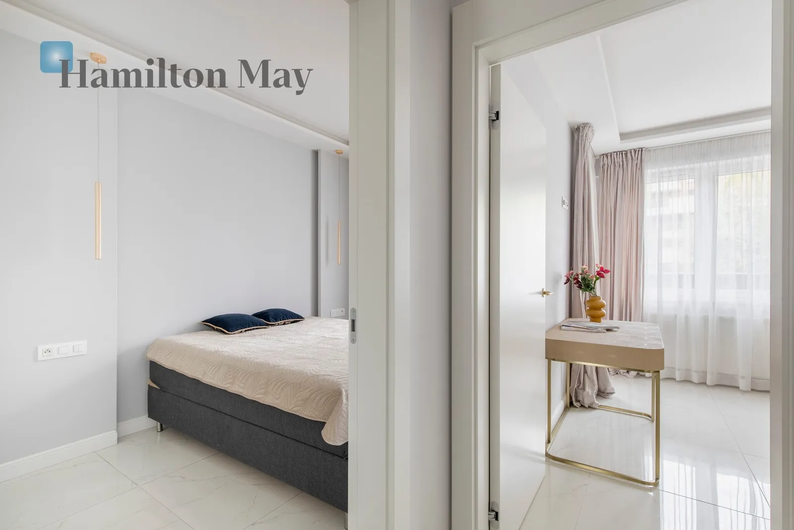 An elegant apartment with a view of the Vistula River in the Pianissimo building - slider