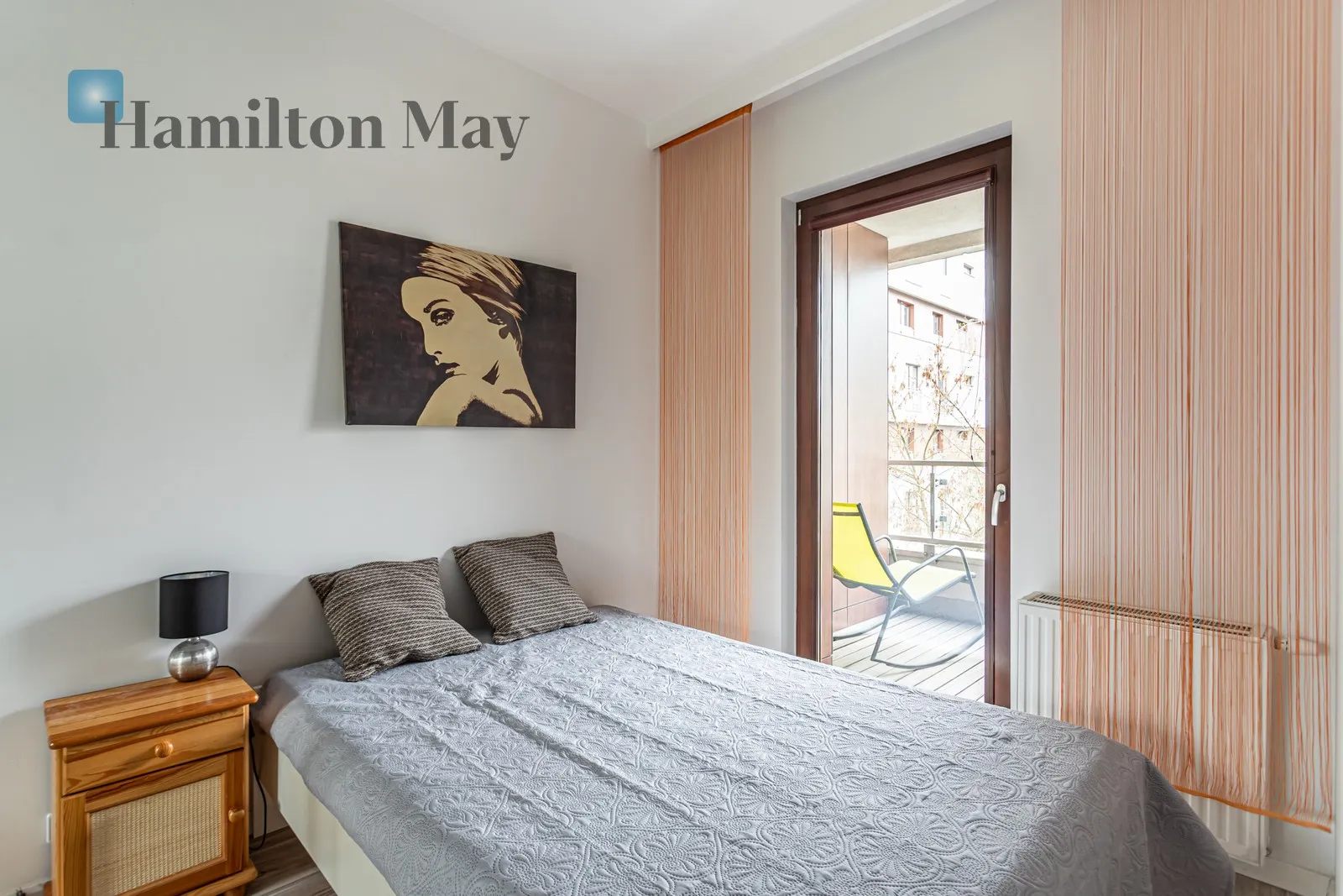 Subregion: Wyględów Distance to centre: 3 km Level: 2 Price: 1435000 PLN Bedrooms: 1 Bathrooms: 1 Size: 41m2 Price/m2: 35000 PLN - slider
